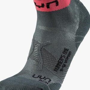 UYN Runner;s One Women's Running Socks 9-10